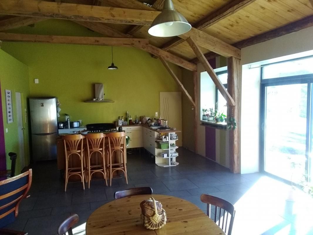 LANGOGNE Maison proche Langogne 7 pièce(s) 220 m2 4