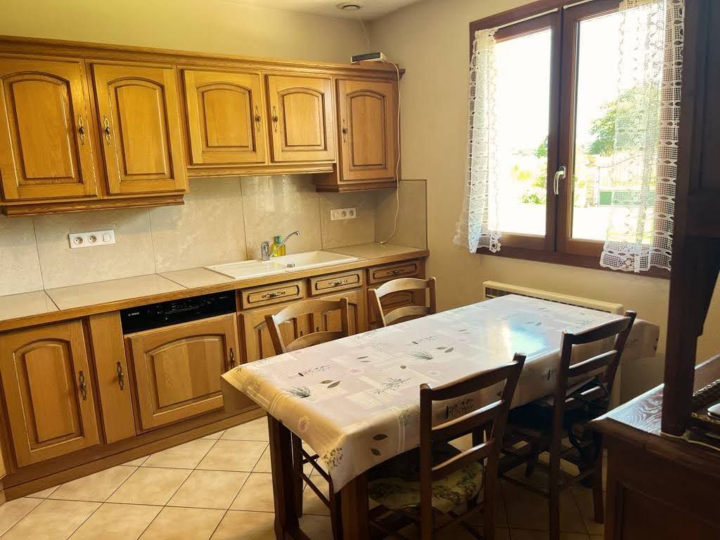 PAYZAC Maison Payzac 5 pièce(s) 90 m2 4