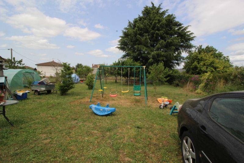 CHATELLERAULT Maison Chatellerault 7 pièce(s) 118.48 m2 3