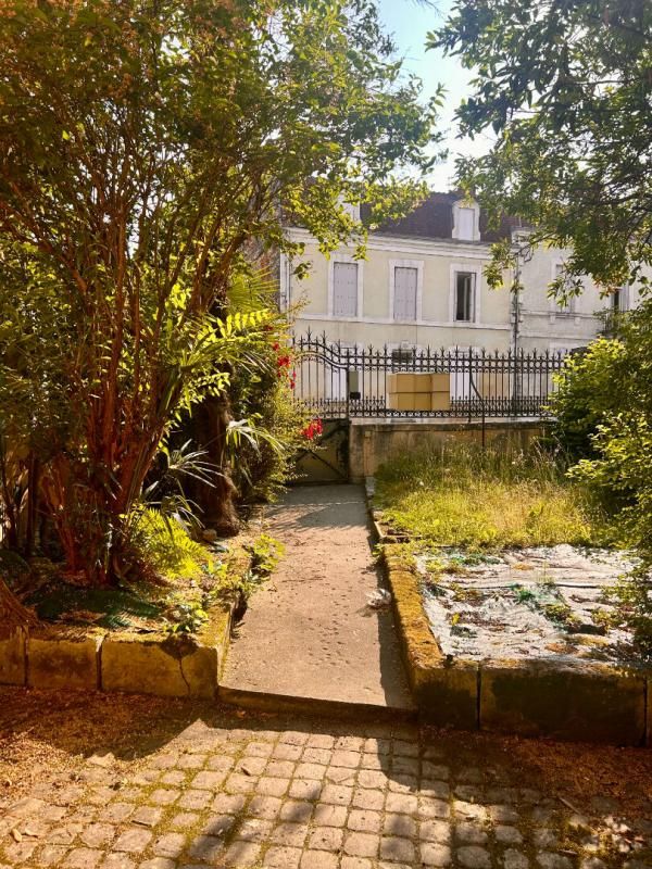 PERIGUEUX A vendre STUDIO à Périgueux 24000, centre-ville 4