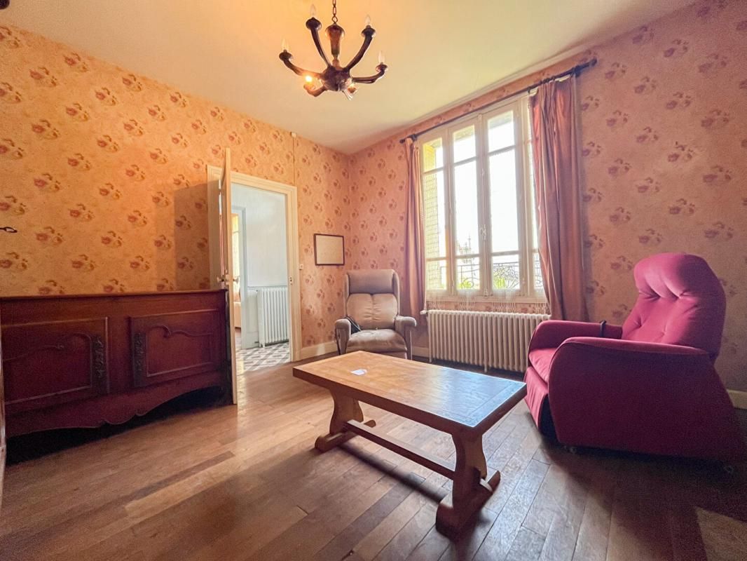 ECUEILLE Maison Ecueille 7 pièce(s) 108.5 m2 3