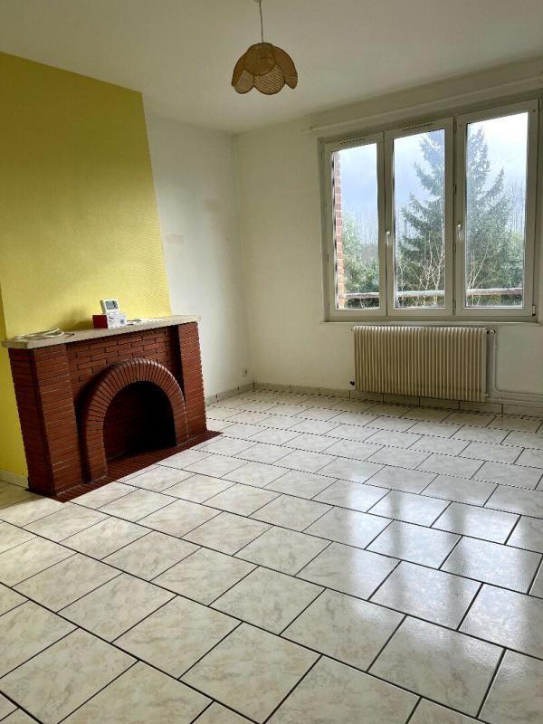 LILLE Apt Lille 2 pièce(s) 49 m2, 1chambre et une cave. Jardin collectif 2