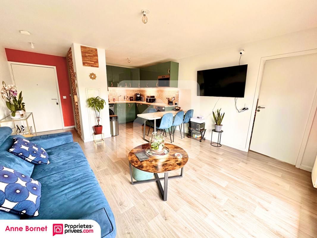 GRASSE Appartement 2 pièces avec terrasse et double parking privatif 2
