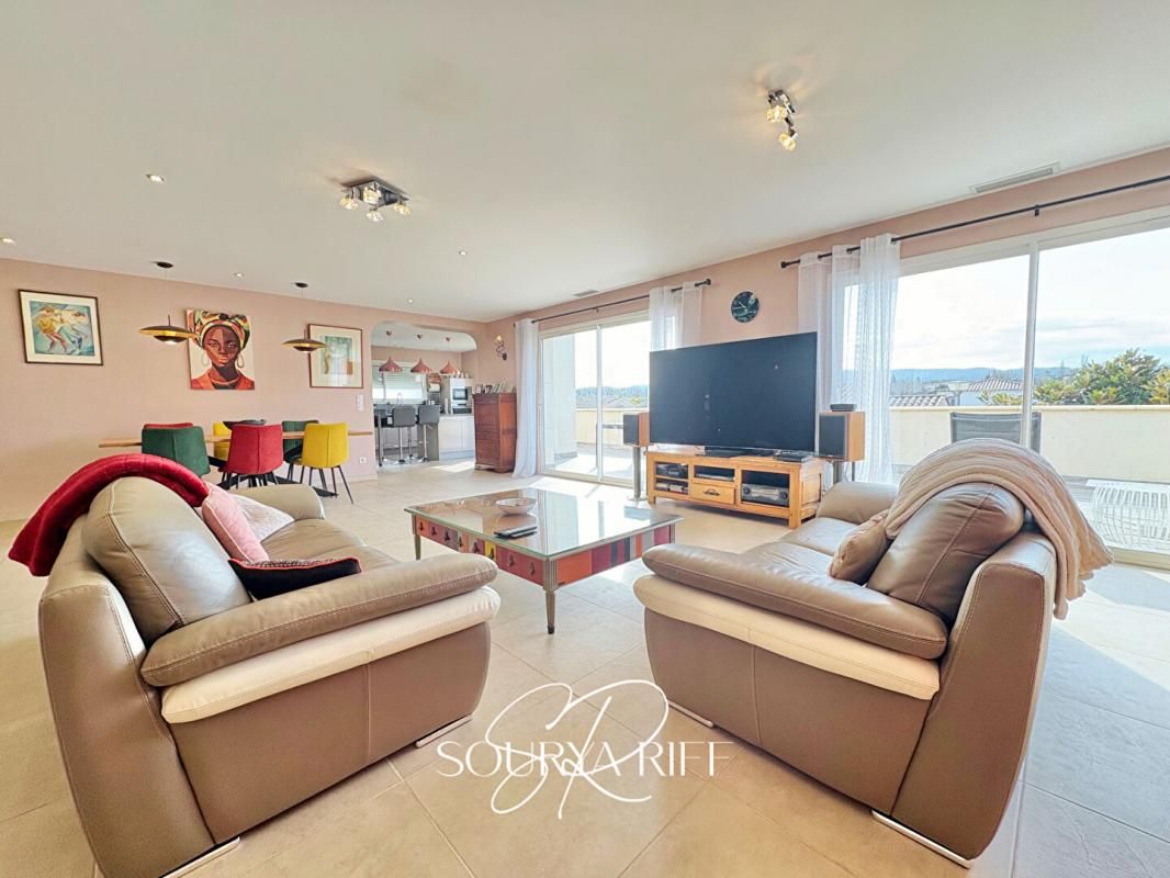 CARCASSONNE EN EXCLUSIVITE VILLA PLAIN PIED - JARDIN ARBORE- SOUS SOL - 4 CHAM 2