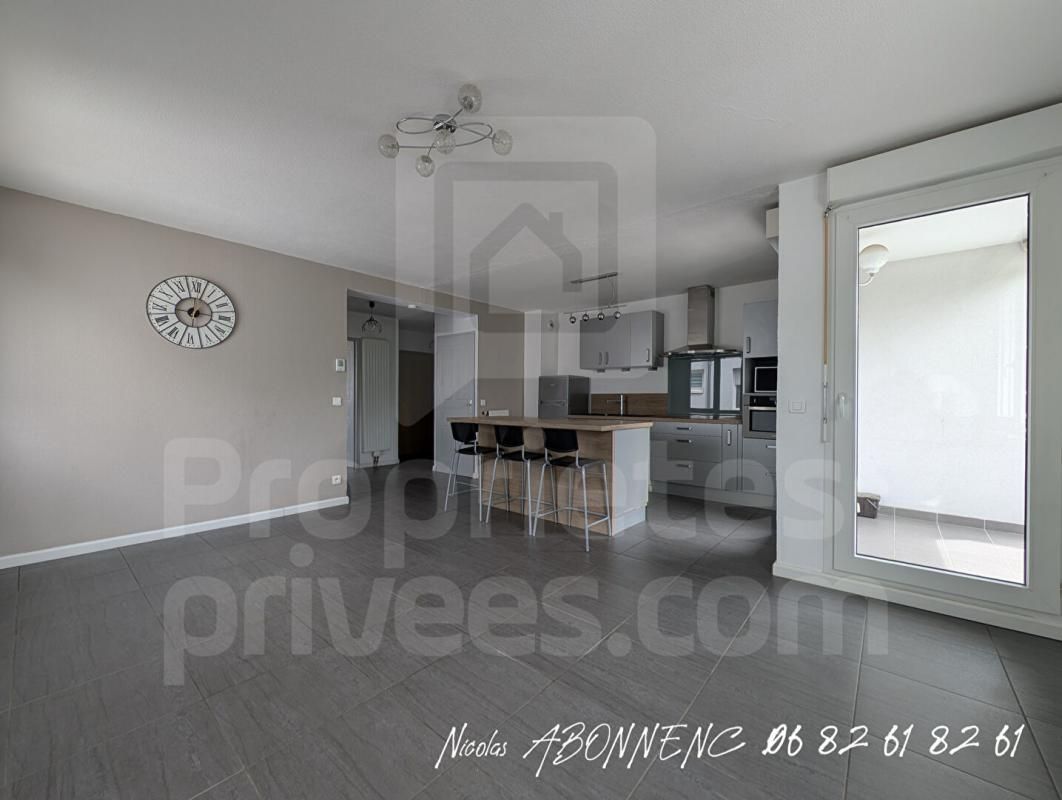 Appartement Echirolles 2 pièce(s) 52 m2