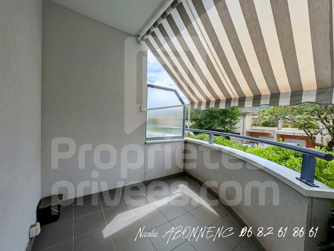 ECHIROLLES Appartement Echirolles 2 pièce(s) 52 m2 3