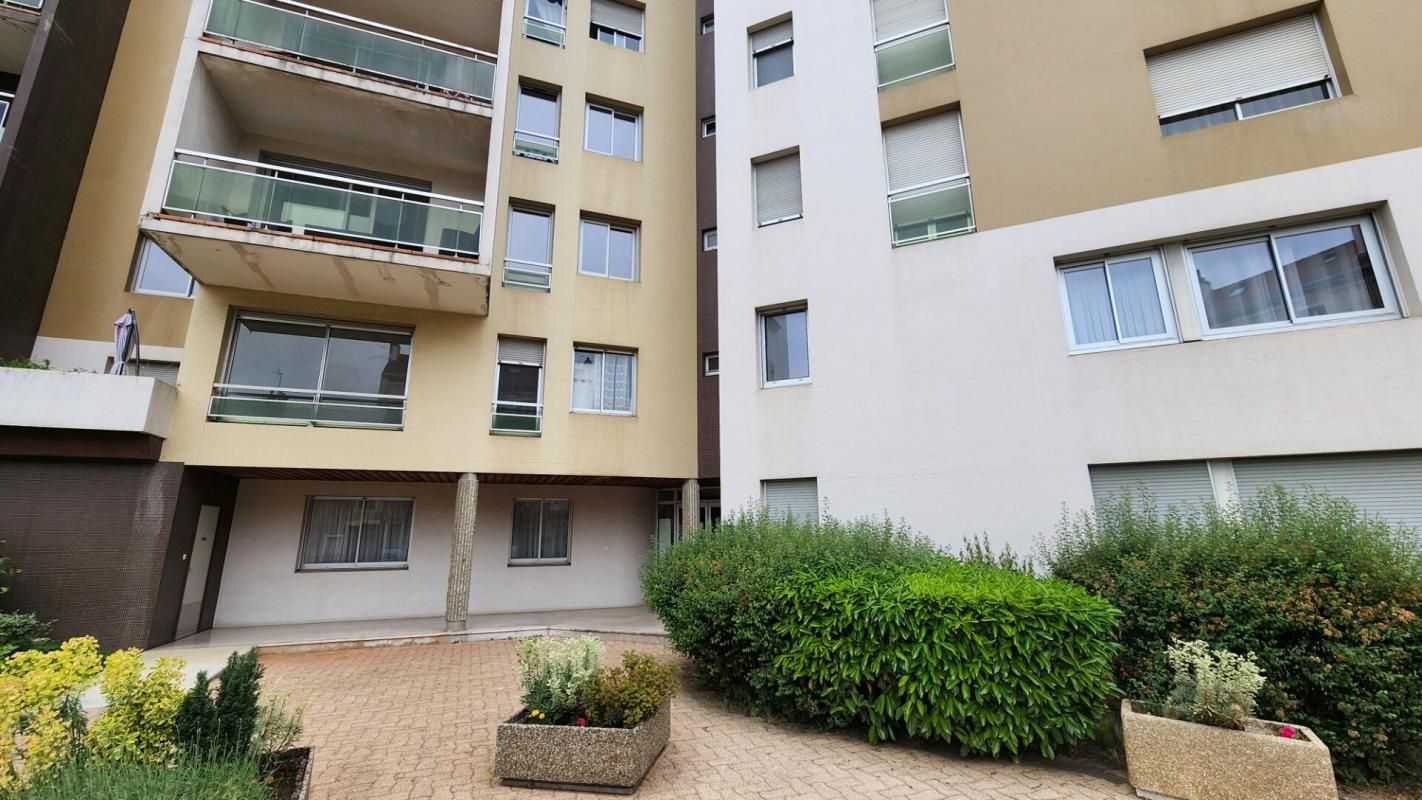DIJON DIJON CENTRE - Appartement T1 4
