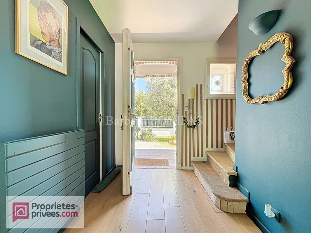 SAINT-SULPICE-LA-POINTE Maison familiale 6 pièces 202m2 2