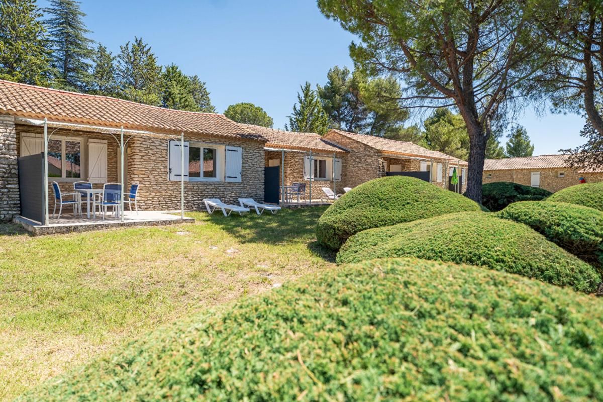 LA ROQUE-SUR-PERNES Maison La Roque Sur Pernes 2 pièce(s) 180 000 3