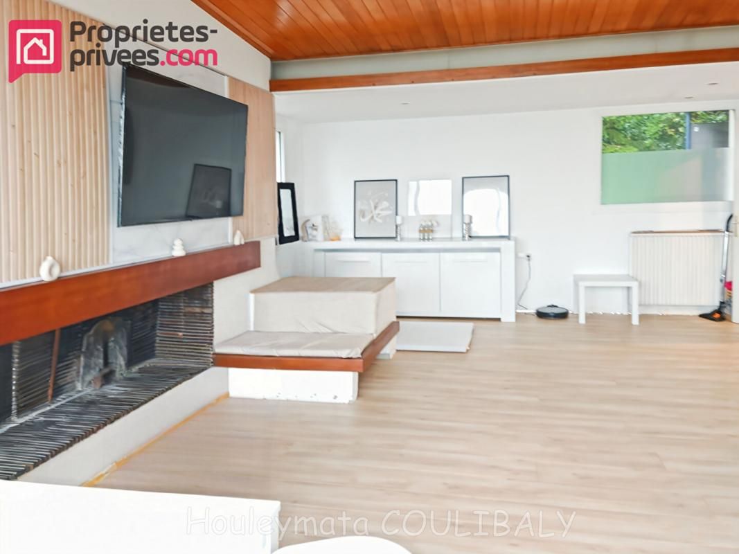 GONFREVILLE-L'ORCHER Maison Gonfreville L Orcher 6 pièce(s) 156 m2 avec DOUBLE GARAGE 2