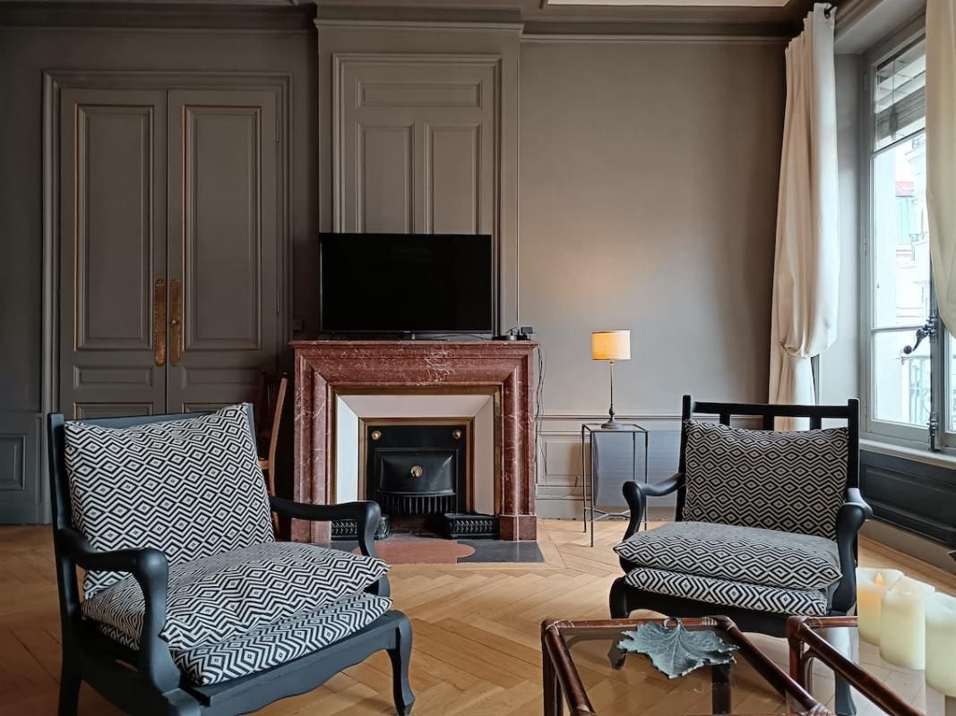 LYON-6E-ARRONDISSEMENT Appartement Lyon 6 ème - 2 pièce(s) 67 m2 2