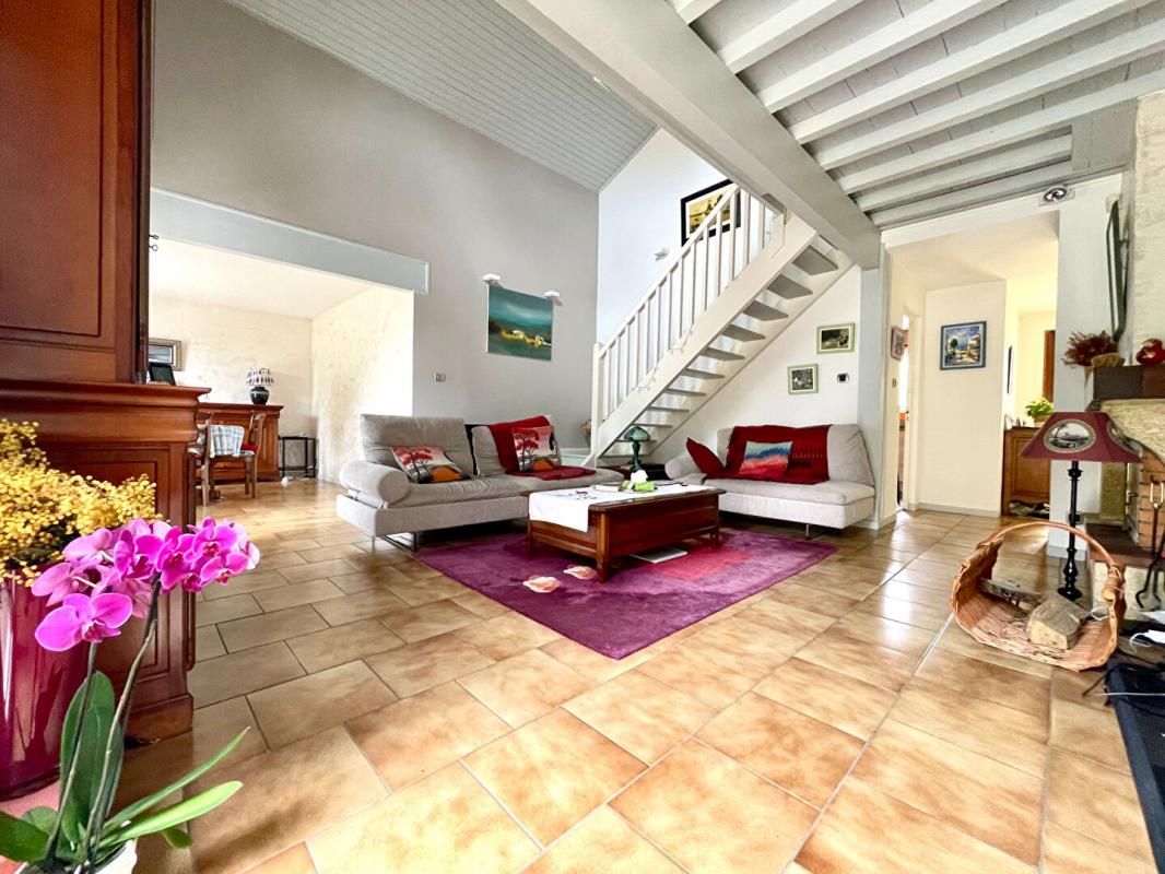 CESTAS Maison Cestas 6 pièce(s) 160 m2 3