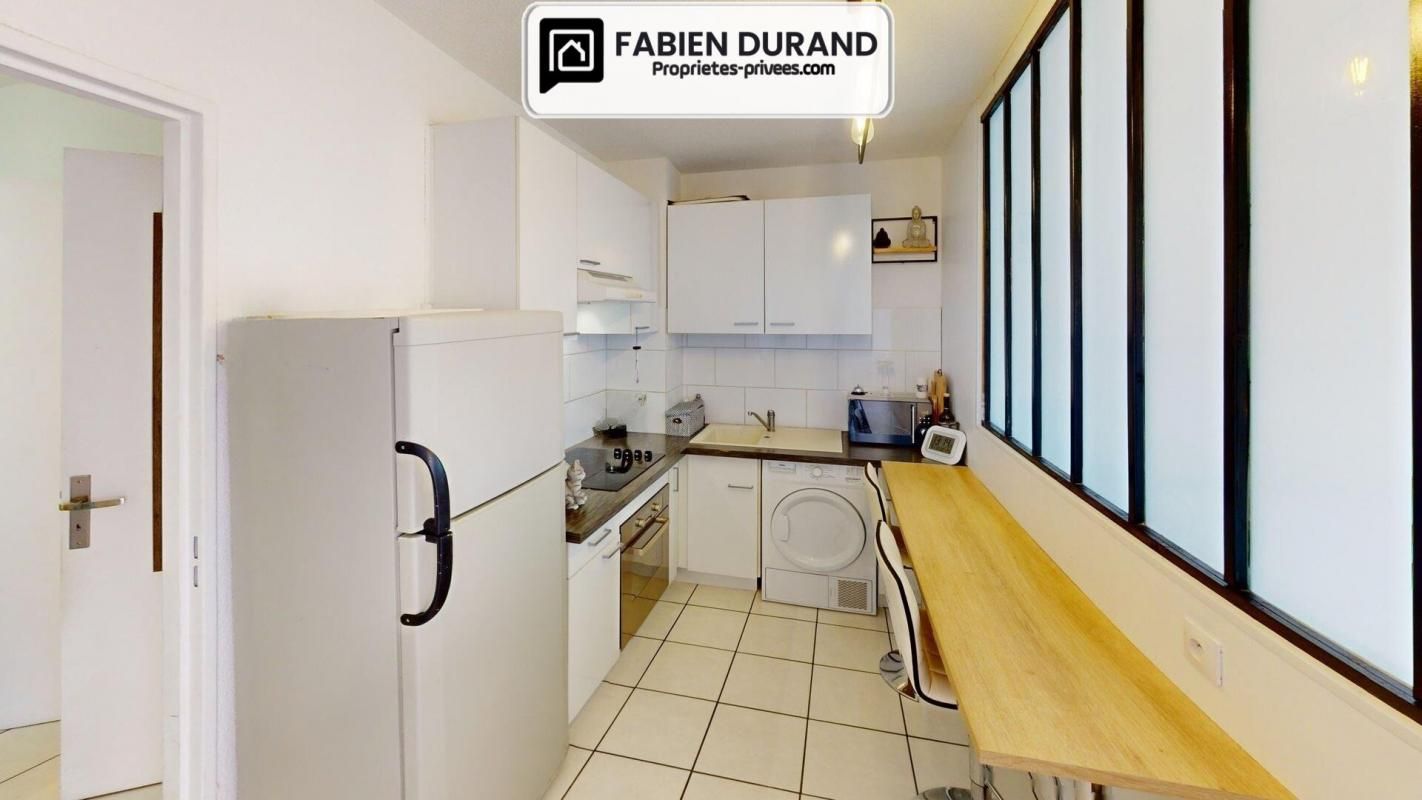 FREJUS Appartement Frejus 3 pièce(s) 50 m² cave parking 3