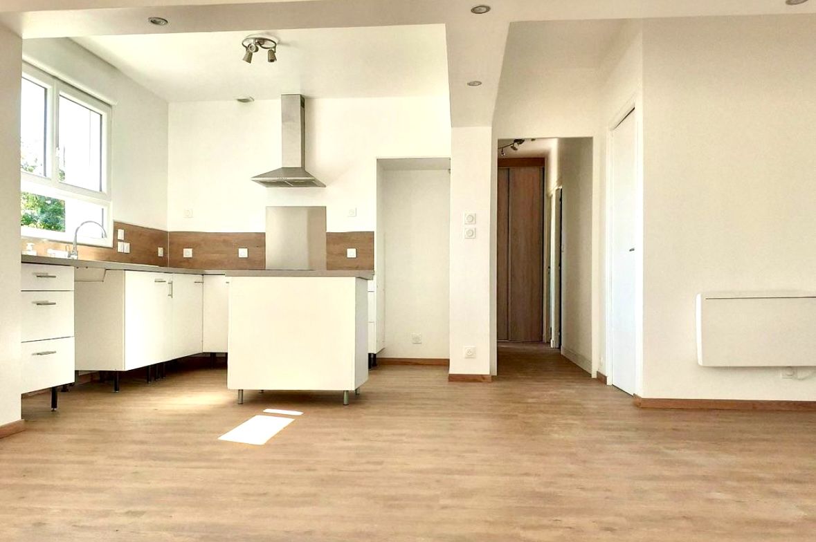 THOUARS Maison Thouars 5 pièce(s) 85 m2 2