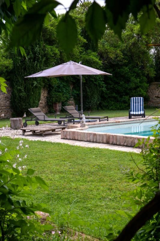 ORANGE Maison Orange 345 m2 1 295 000 3