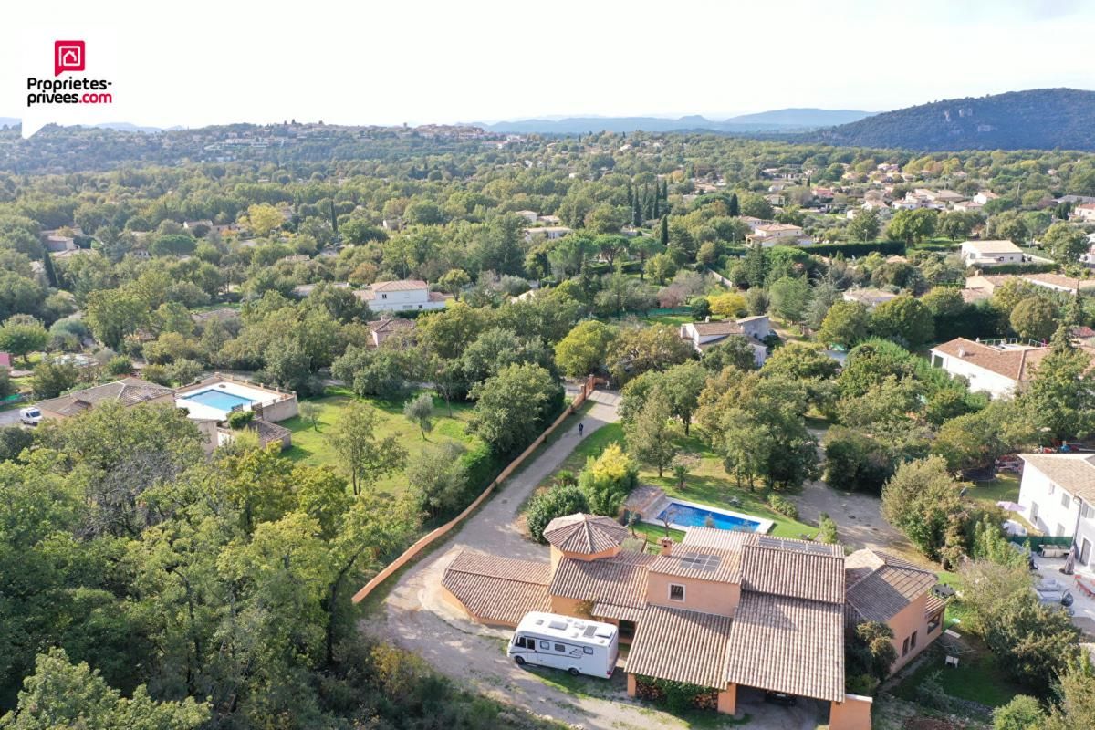 SAINT-CEZAIRE-SUR-SIAGNE PROPRIETE  9 pièces 240 m2 avec Annexes, Piscine et terrain paysager de 4000 m2 3