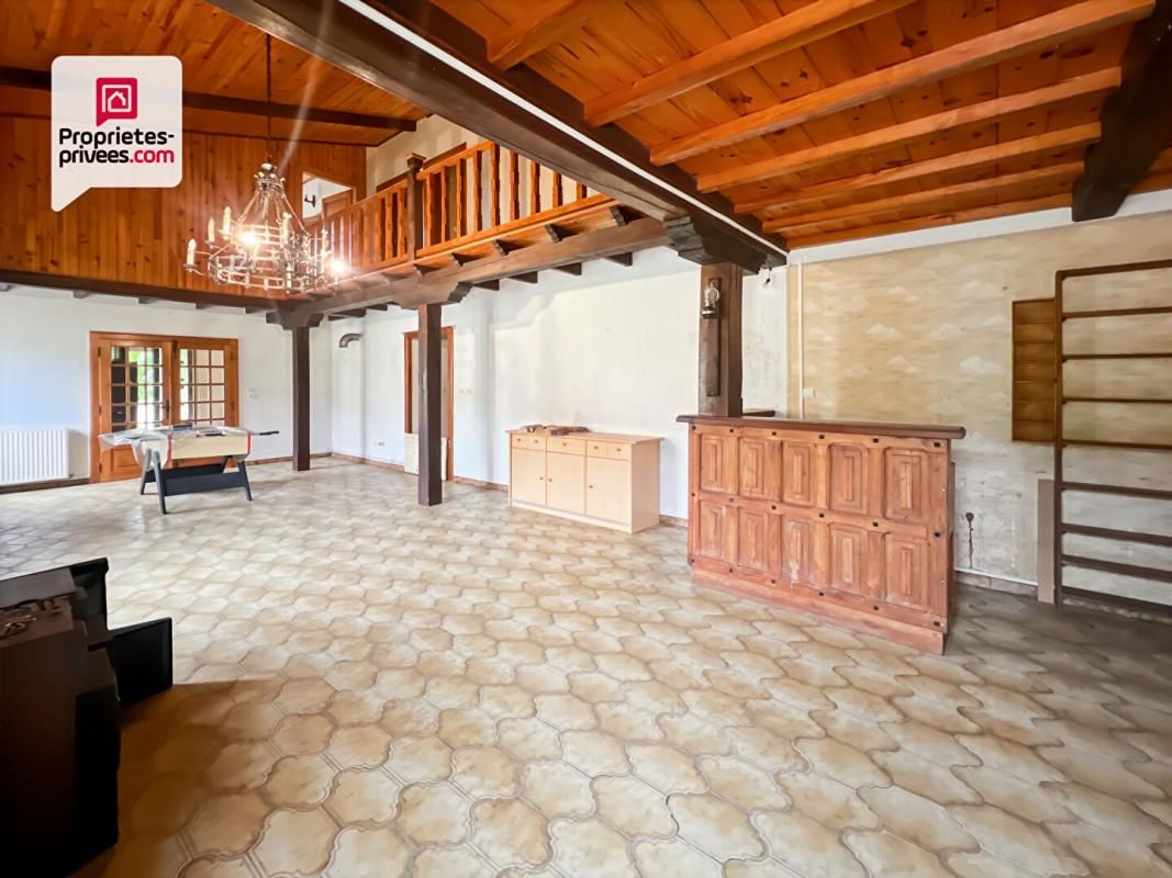 BAZAS Maison 185m² - 3 chambres - jardin et grange attenante 2