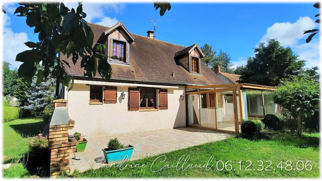 GAMBAIS EN EXCLUSIVITÉ VIP - GAMBAIS (78950) - Maison familiale traditionnelle -  4 chambres - véranda -  bureau - sous-sol total - garage double - terrain 2141m² - 520000 Euros HAI 2