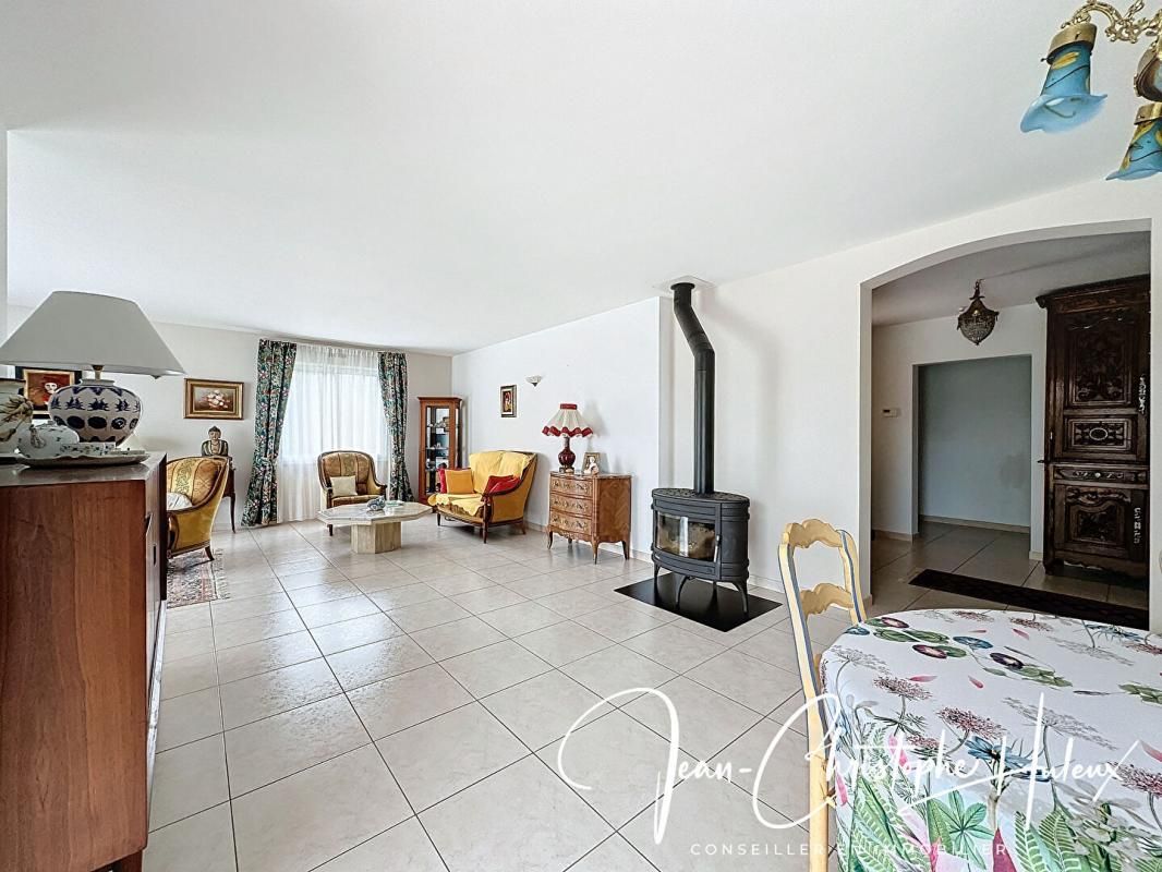 QUISSAC QUISSAC 30260 - Superbe Villa 6 pièces 190 m2 sur 1000m2 4