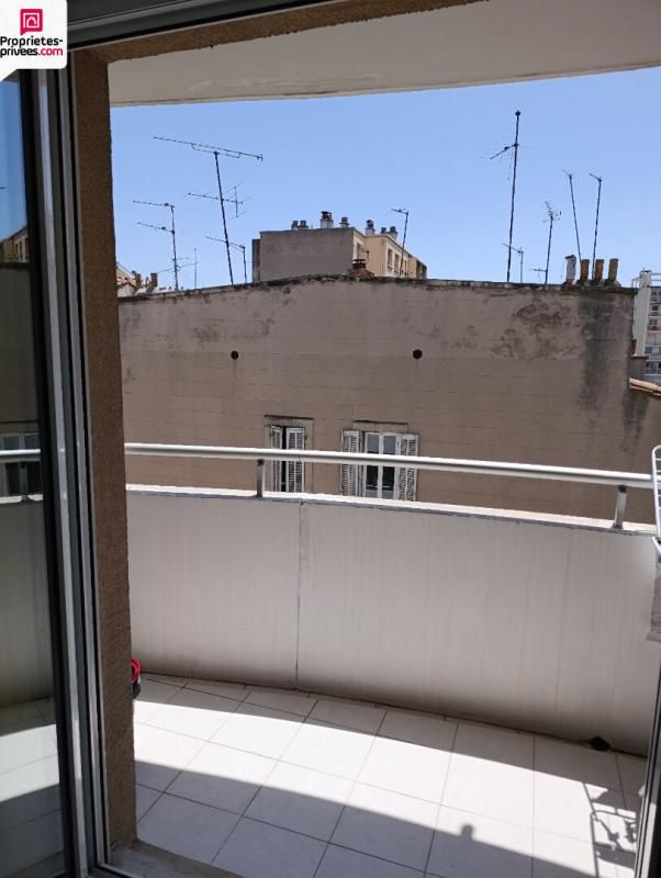 MARSEILLE-5E-ARRONDISSEMENT Appartement Marseille 1 pièce(s) 18 m2 3