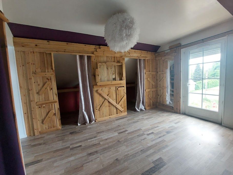 GENNES GENNES VAL DE LOIRE - MAISON ET BATIMENT COMMERCIAL LOUE 3