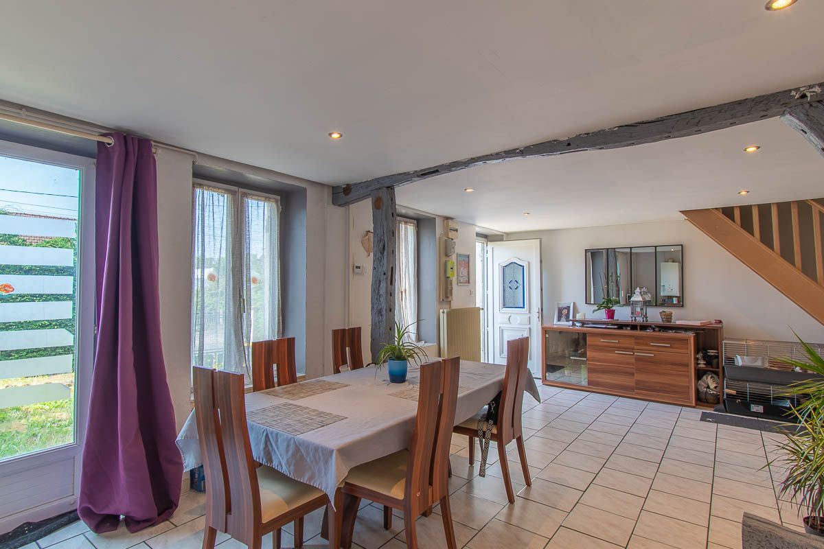 VIERZON Maison Vierzon 5 pièce(s) 82.4 m2 3