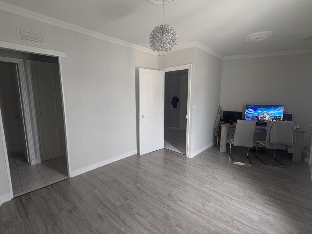 BEZIERS Appartement Beziers 3 pièce(s) 60 m2 2