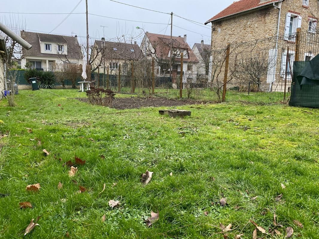 DRAVEIL Terrain 292.14 m² quartier la villa 1