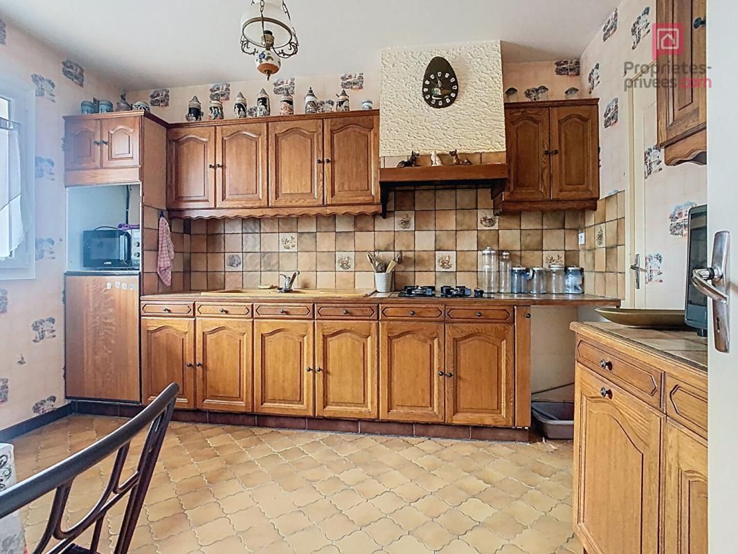 NAINTRE À VENDRE -Maison familiale à Naintré 4