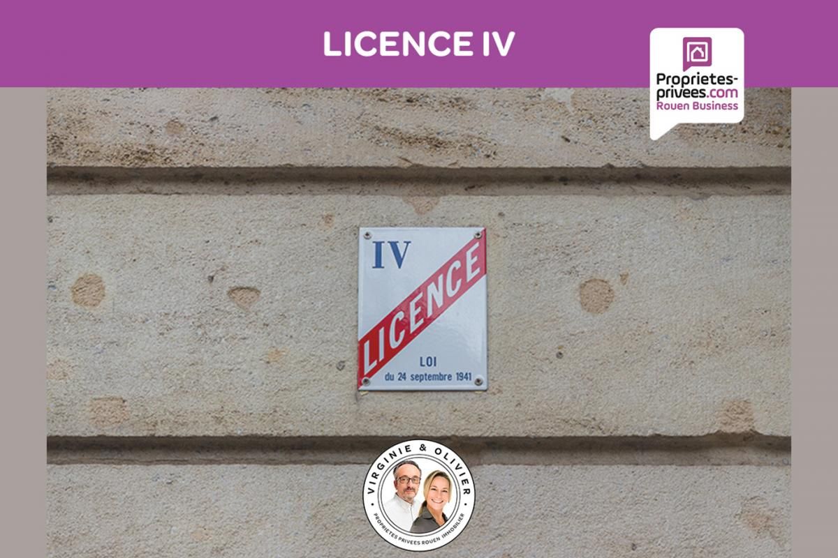 ROUEN ROUEN VIEUX MARCHE - Restaurant Bar 50 couverts, Terrasse et Licence IV 2
