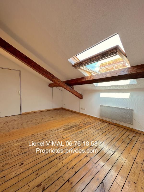 CLERMONT-FERRAND Appartement mansardé 3 pièces avec cave 2