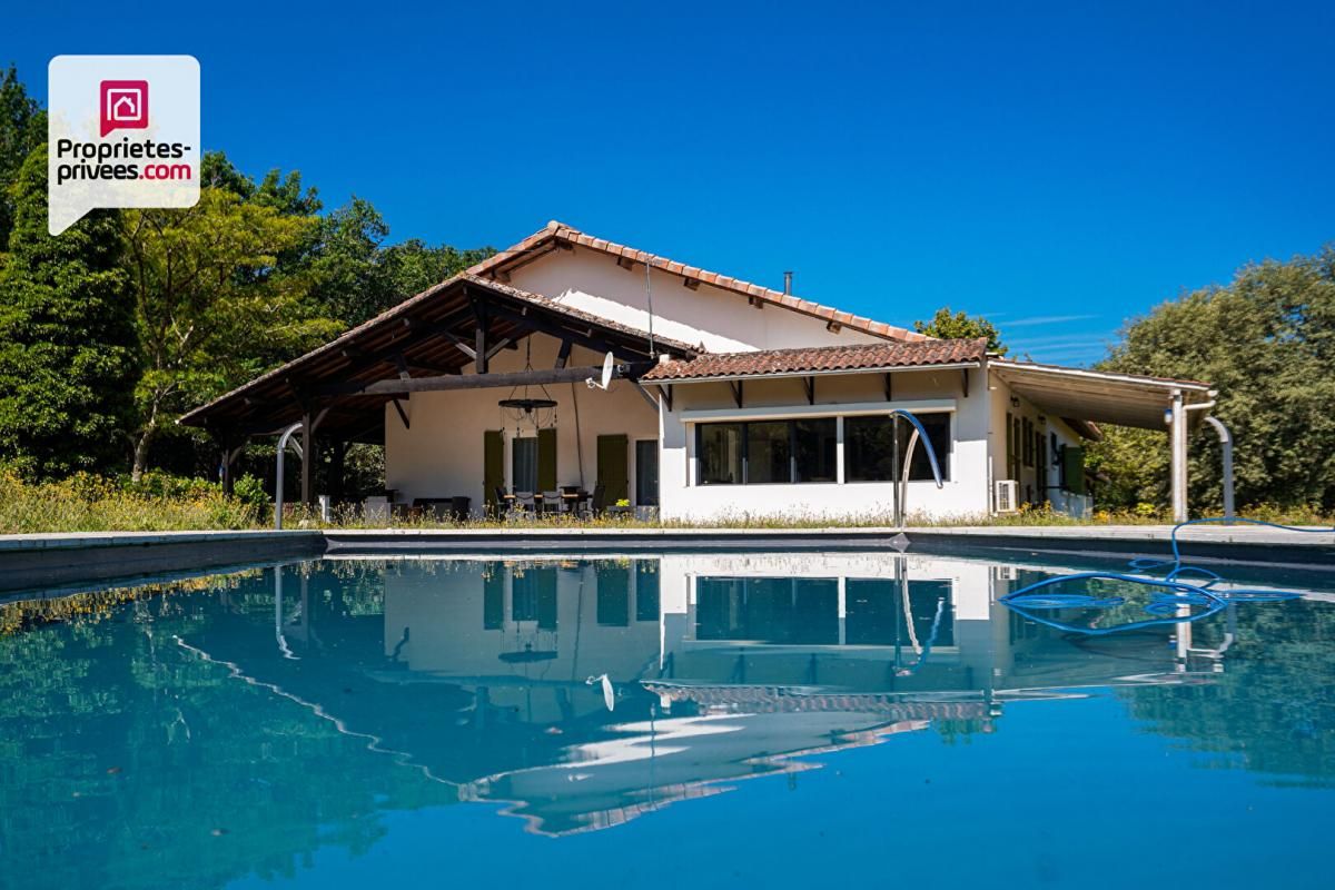 CASTELJALOUX Propriété en pierre 290 m² avec gîte, dépendances, piscine et 4 ha 3