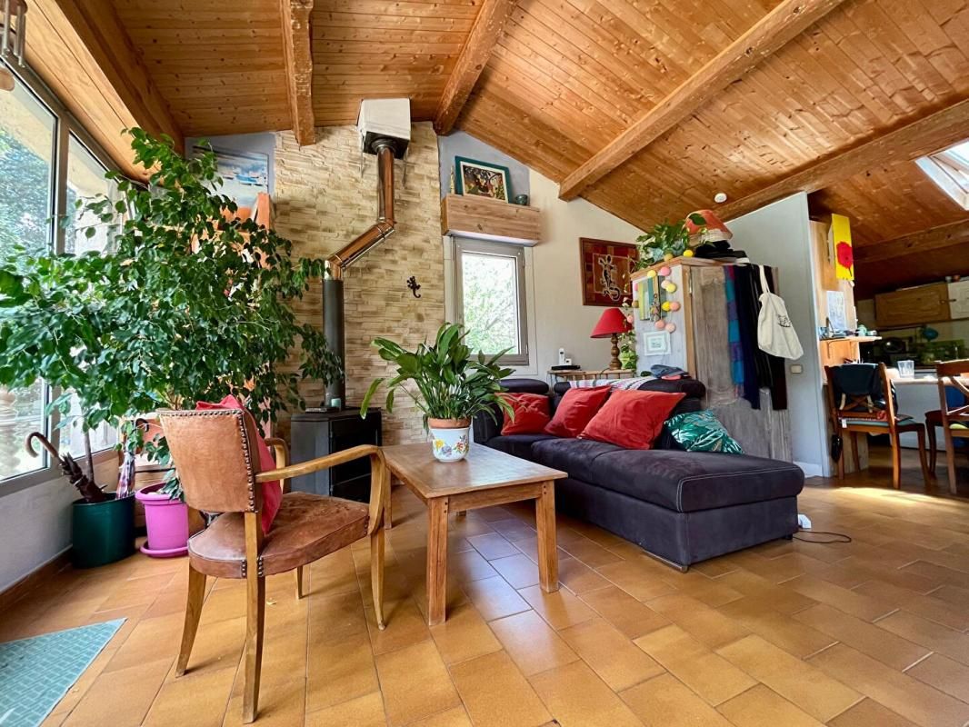 CASTELNAU-LE-LEZ jolie petite maison de 75m2 sur terrain arboré 4