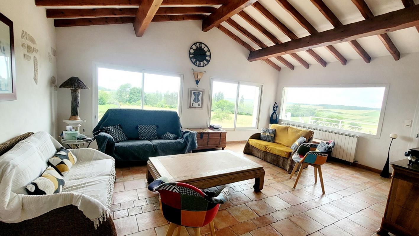 SAINT-AUGUSTIN Propriété maison principale et 2 gîtes indépendants 4