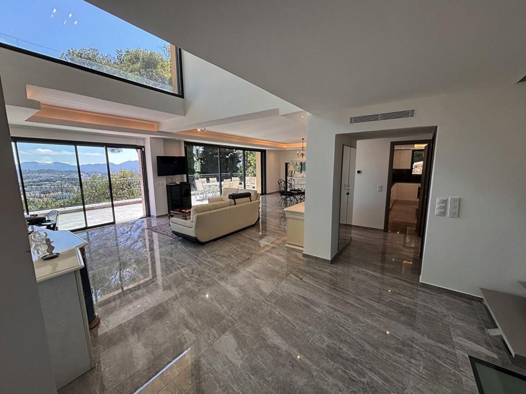 MOUGINS Villa Mougins 8 pièce(s) 370 m2 3