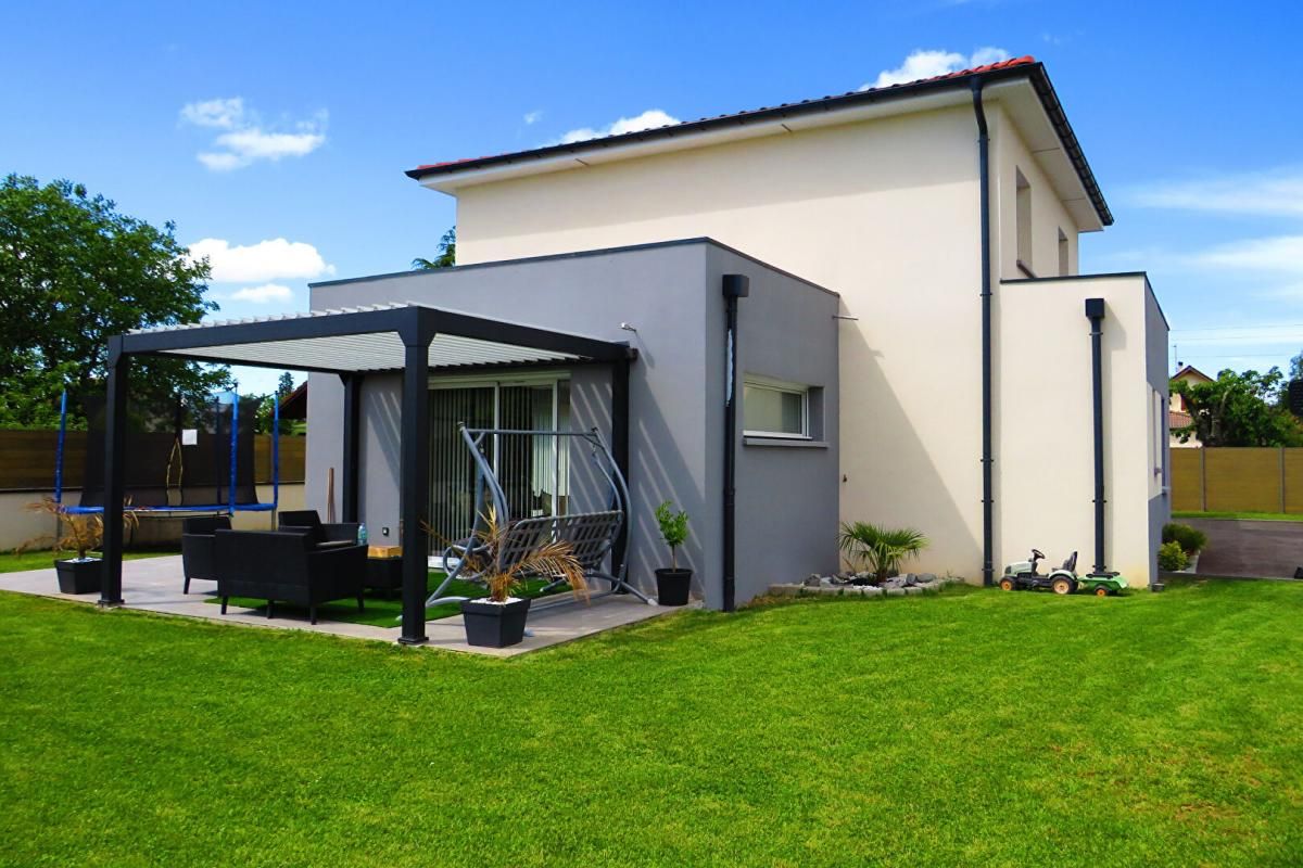 Maison Bourg En Bresse 5 pièce(s) 149 m2