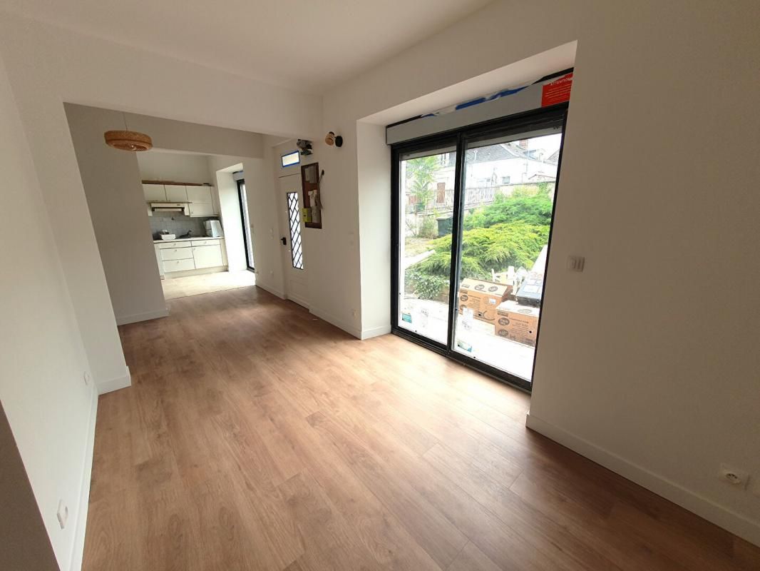 Maison rénovée Bourges 3 pièce(s) 63 m2
