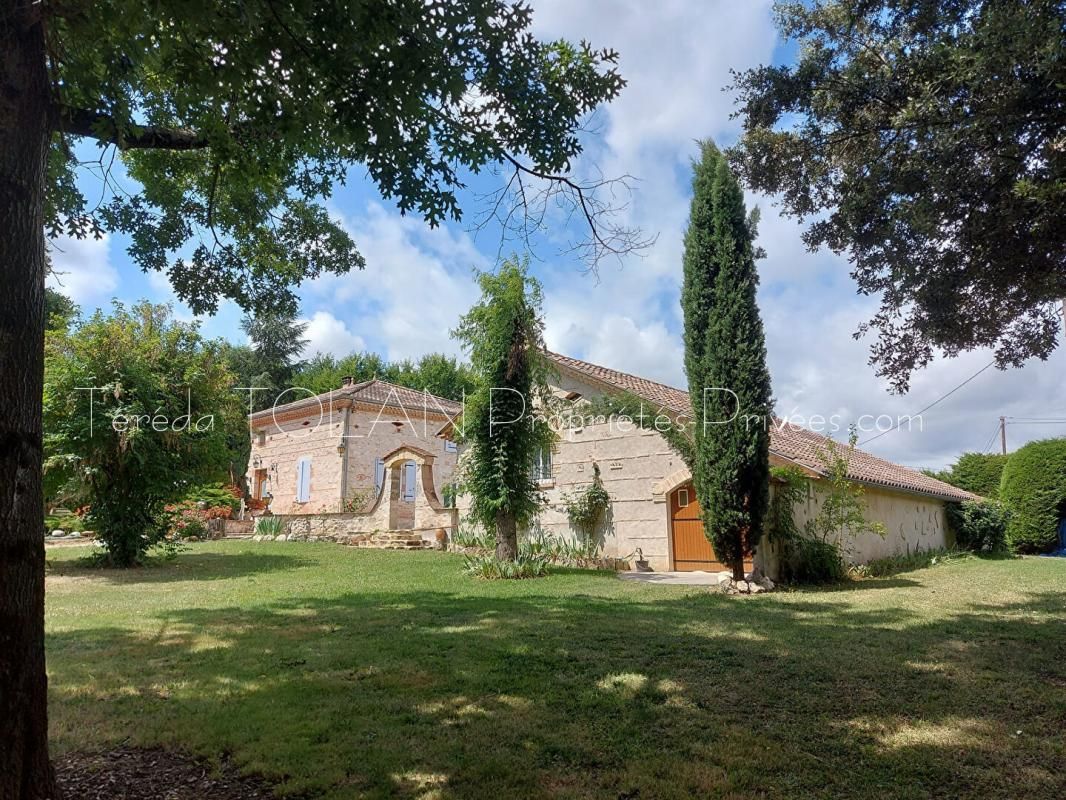 LAYRAC Propriété de Campagne Layrac 350 m², Dépendances, Parc 2