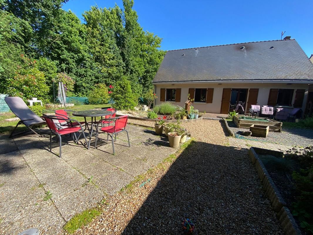 Maison Verrieres En Anjou 7 pièce(s) 150 m2 vie de plain pied