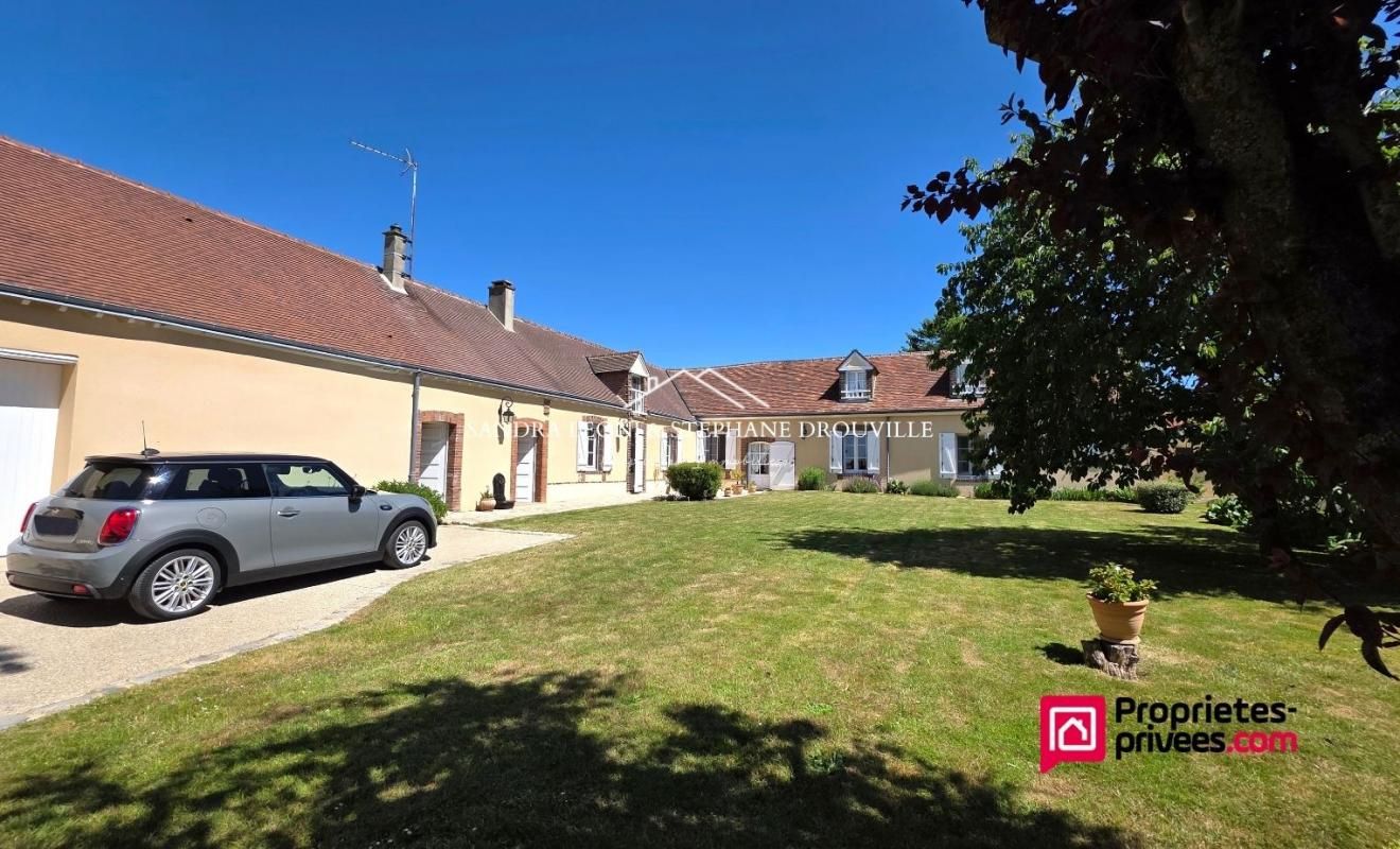JOUY PROCHE JOUY - MAINTENON MAGNIFIQUE LONGÈRE DE 228 m2, 9 pièces 2