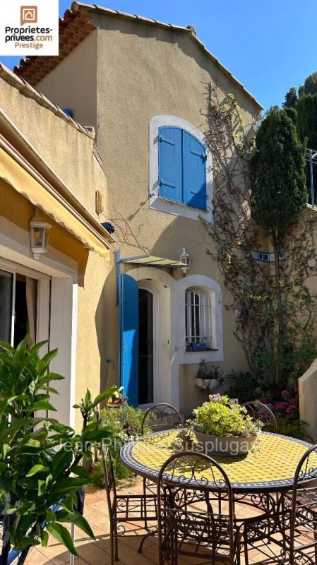 SAINT-CYR-SUR-MER Port de la Madrague Villa 8 pièce(s) 190 m2 2