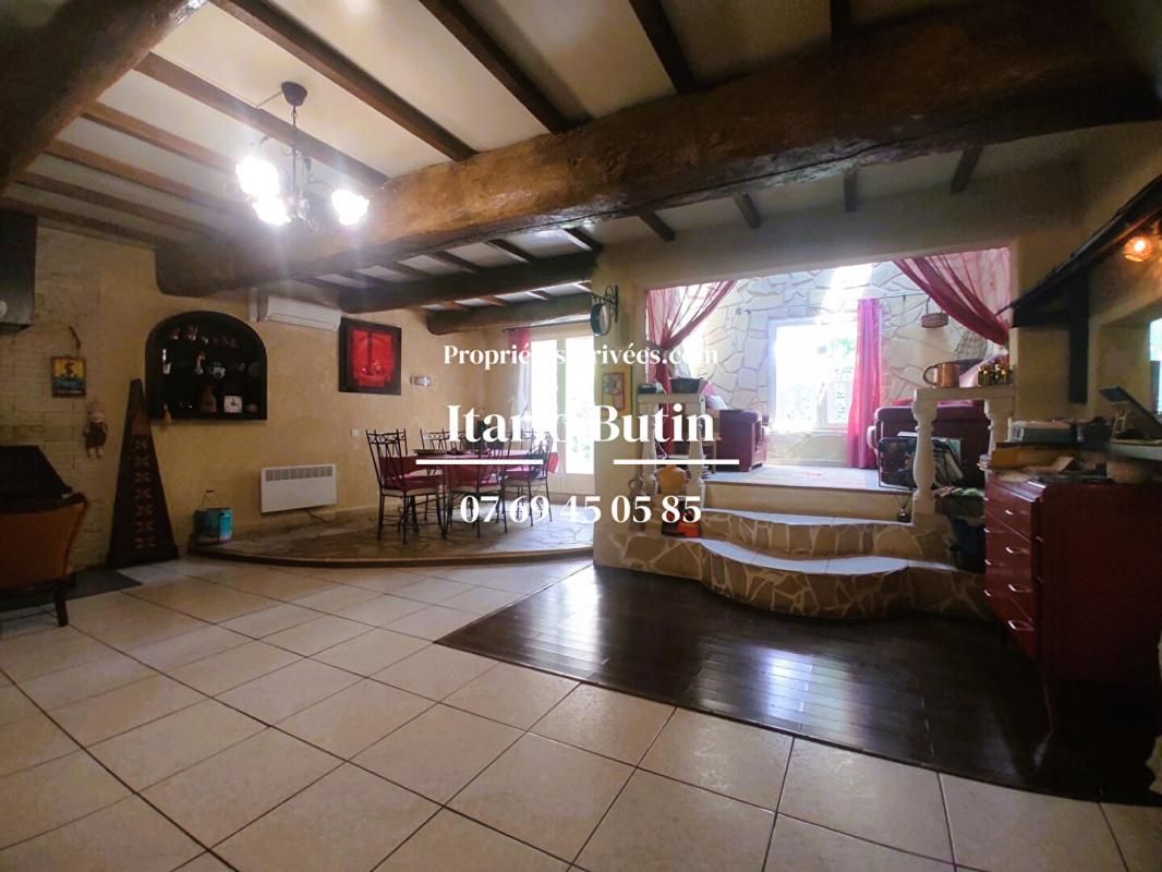 Maison Servian 7 pièces avec studio et garage 205 m2