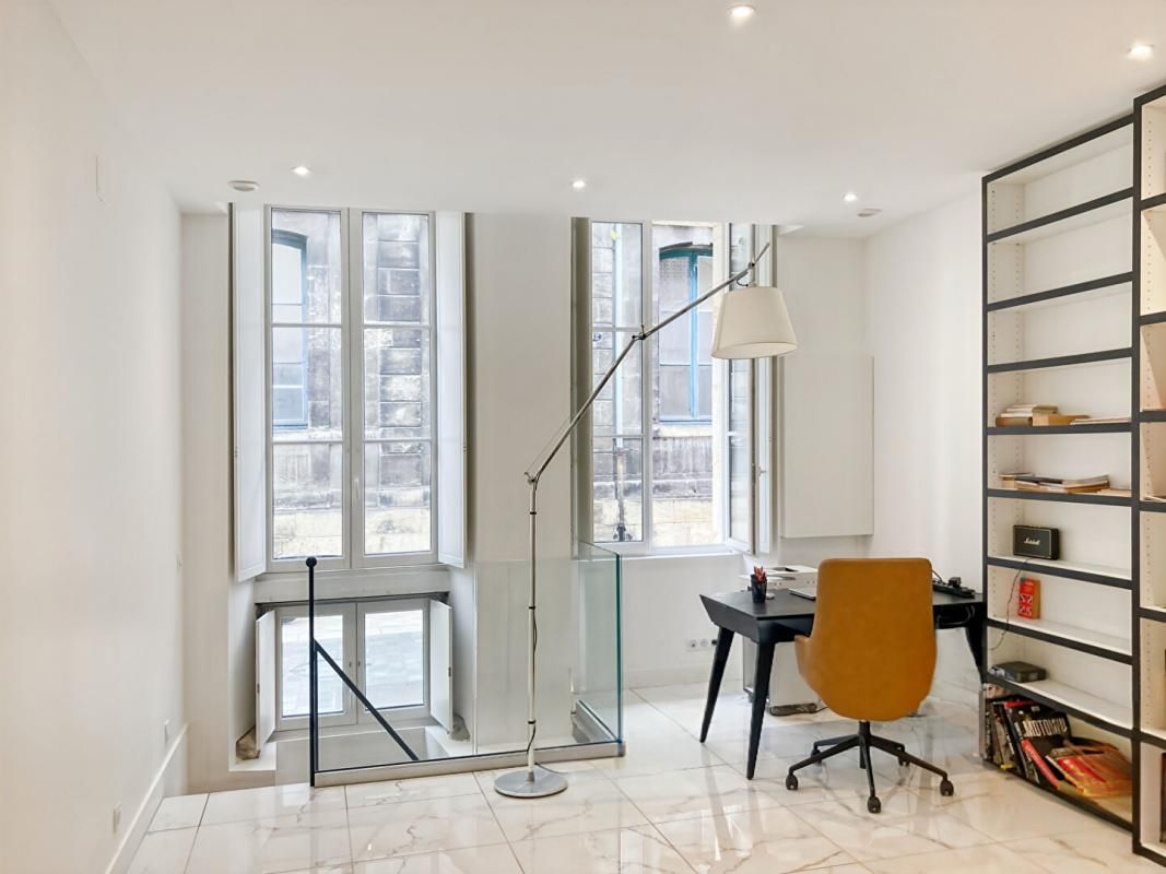 A vendre local commercial comme un appartement proche Palais de justice