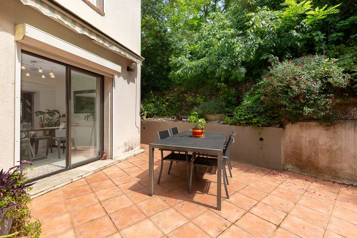 Maison 4 pièces avec terrasse et garage