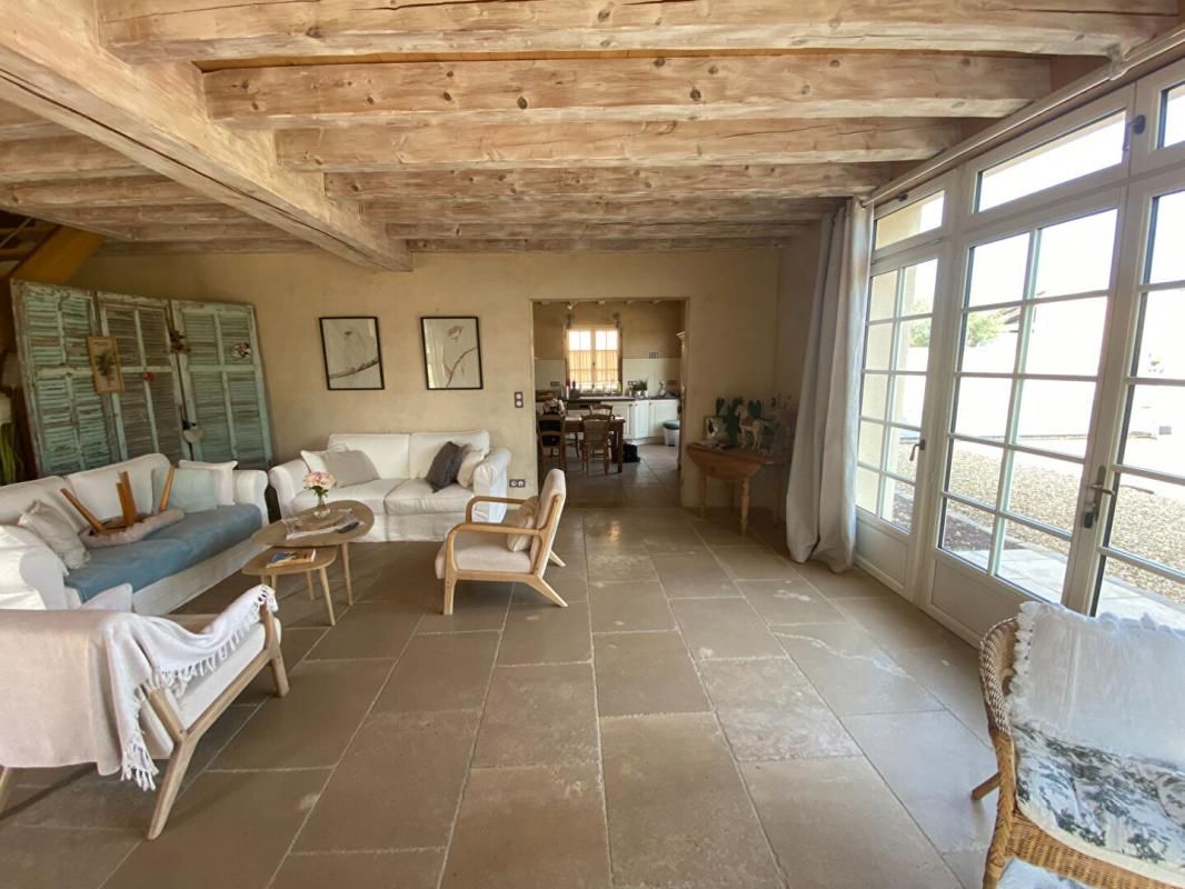SAINT-MARTIN-DE-GURSON Belle maison à Saint Martin De Gurson 4 chambres : une oasis de sérénité vous attend ! 2