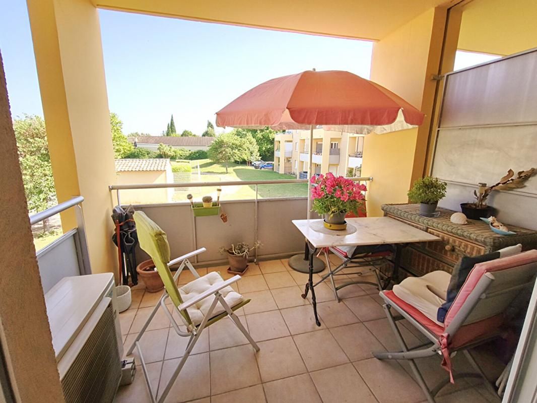MONTEUX IDEAL INVESTISSEUR: T2 DANS RESIDENCE SECURISEE PROCHE DU CENTRE 2