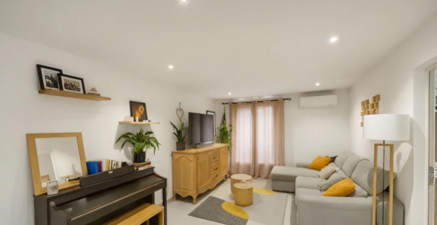 PROPRIANO Appartement - Propriano - 3 pièces - 65.85 m² habitables - proche port de plaisance 2