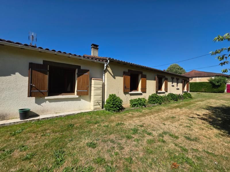 ANNESSE-ET-BEAULIEU Maison plain pied 4 chambres 2