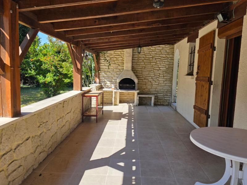 ANNESSE-ET-BEAULIEU Maison plain pied 4 chambres 3