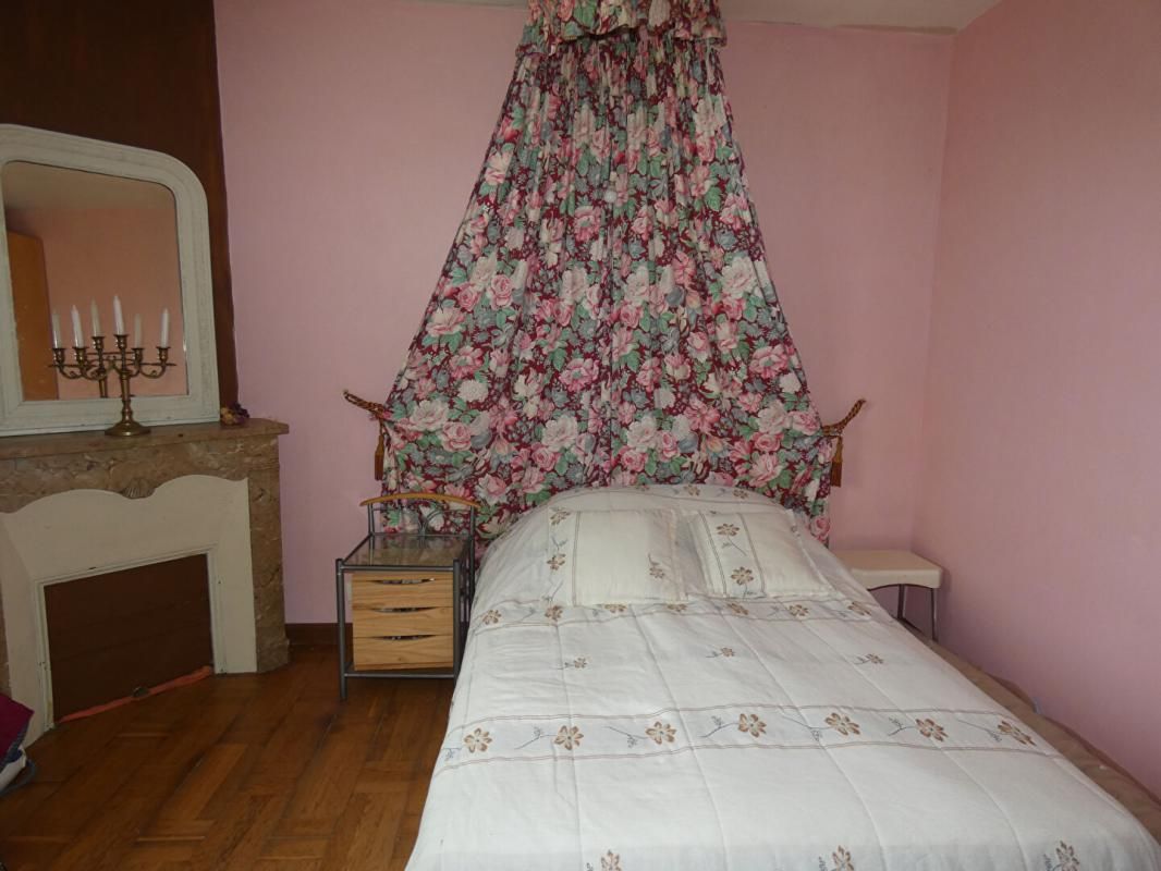 EPIEDS Charmante maison en pierre 4